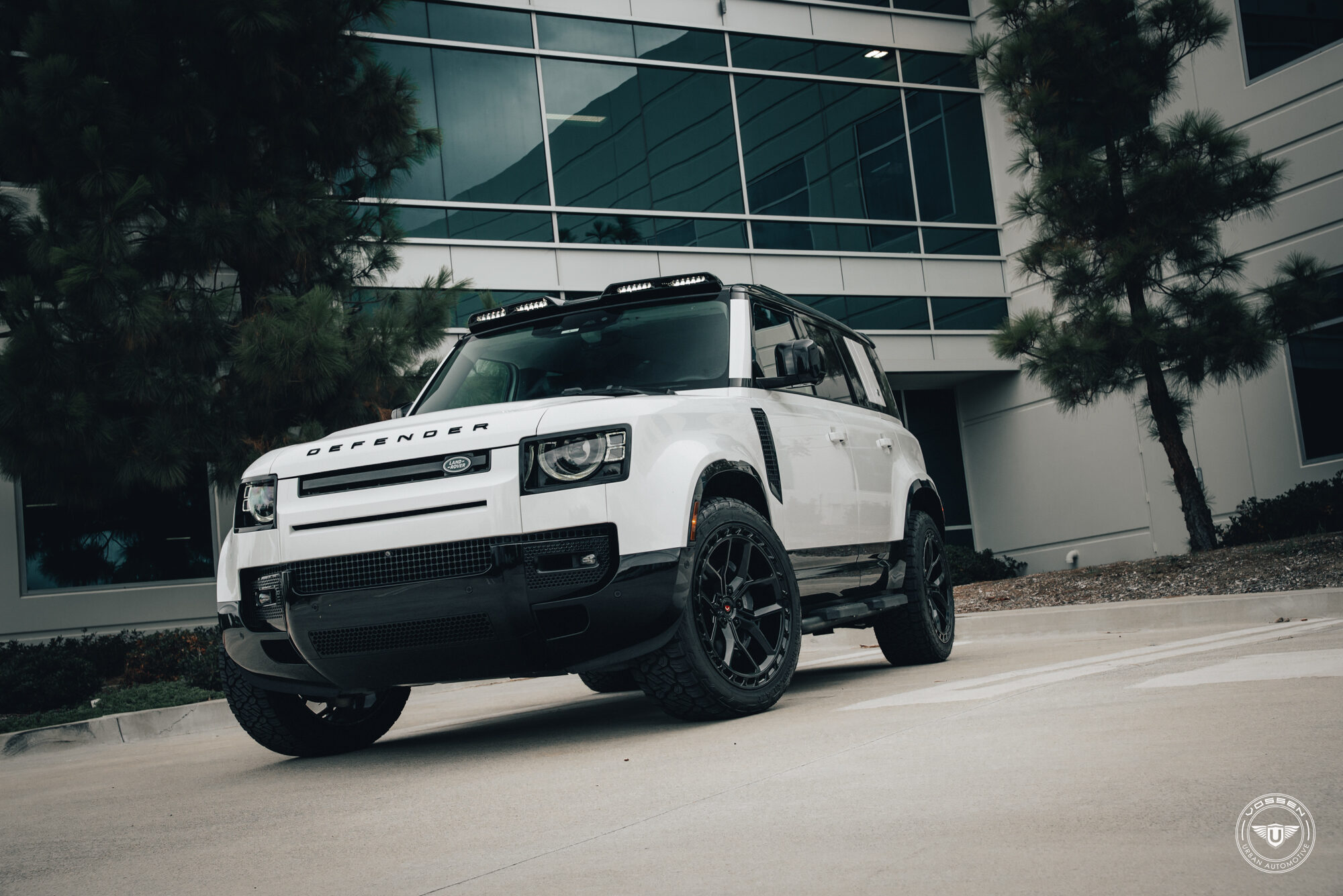 랜드로버 디펜더