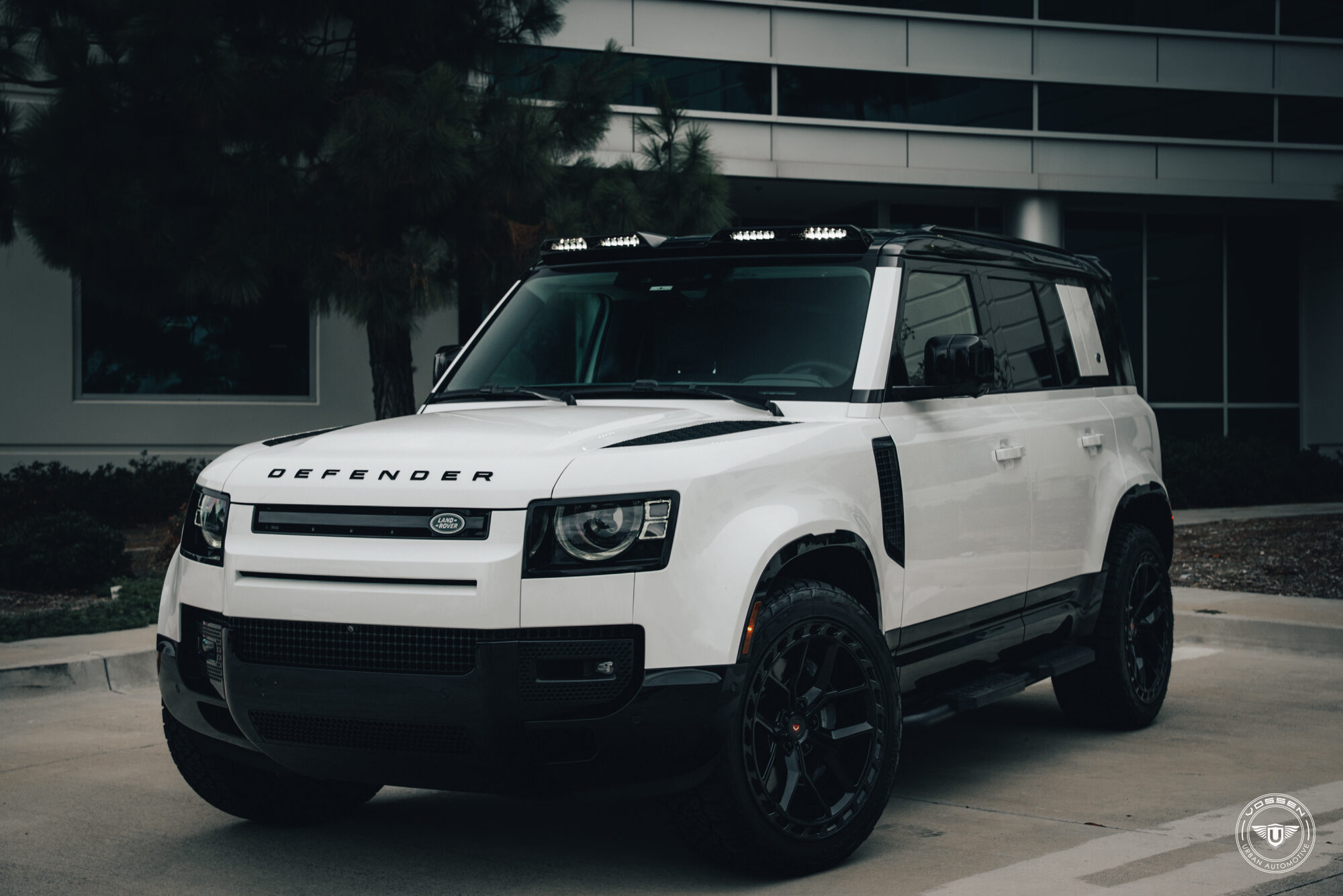 랜드로버 디펜더