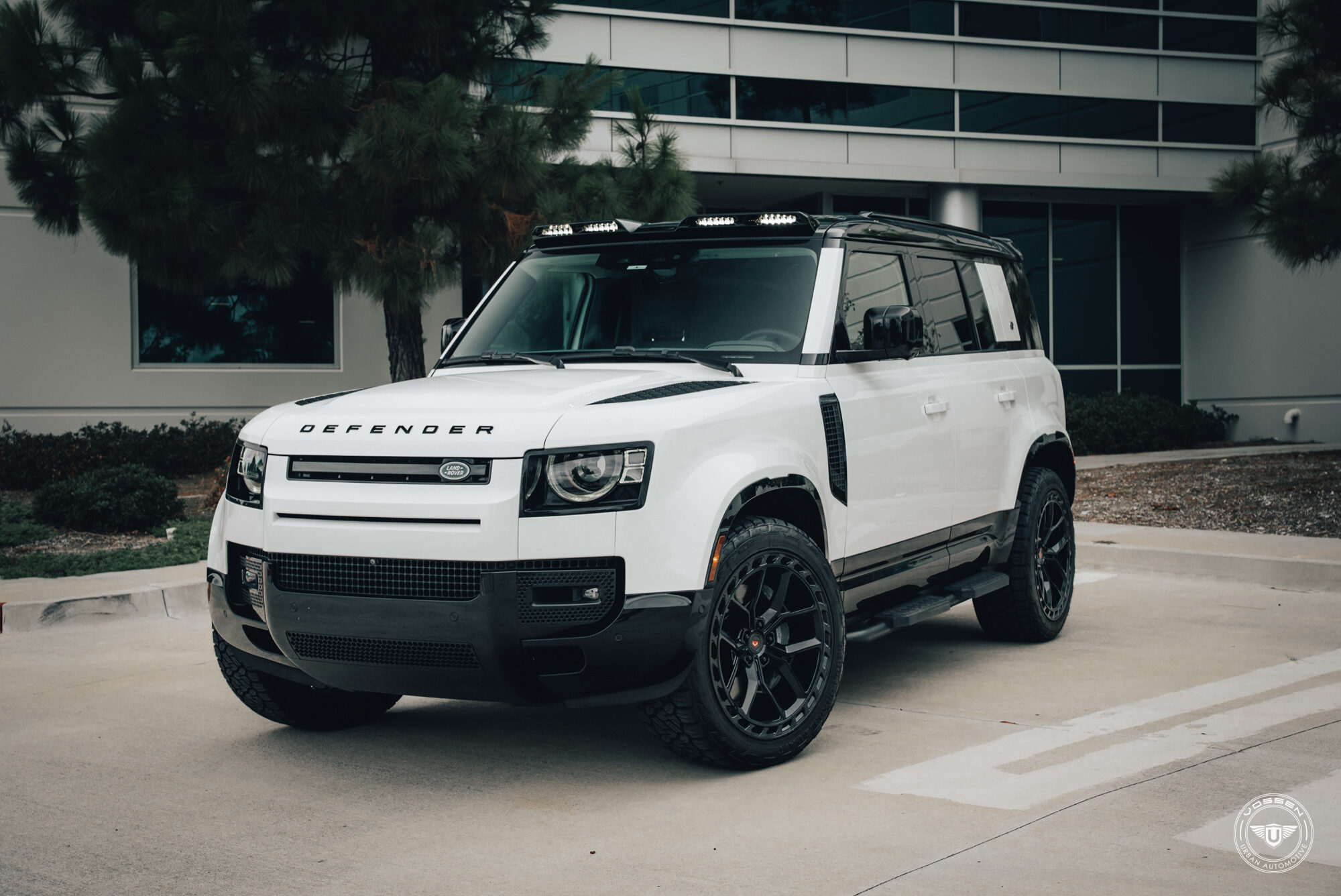 랜드로버 디펜더