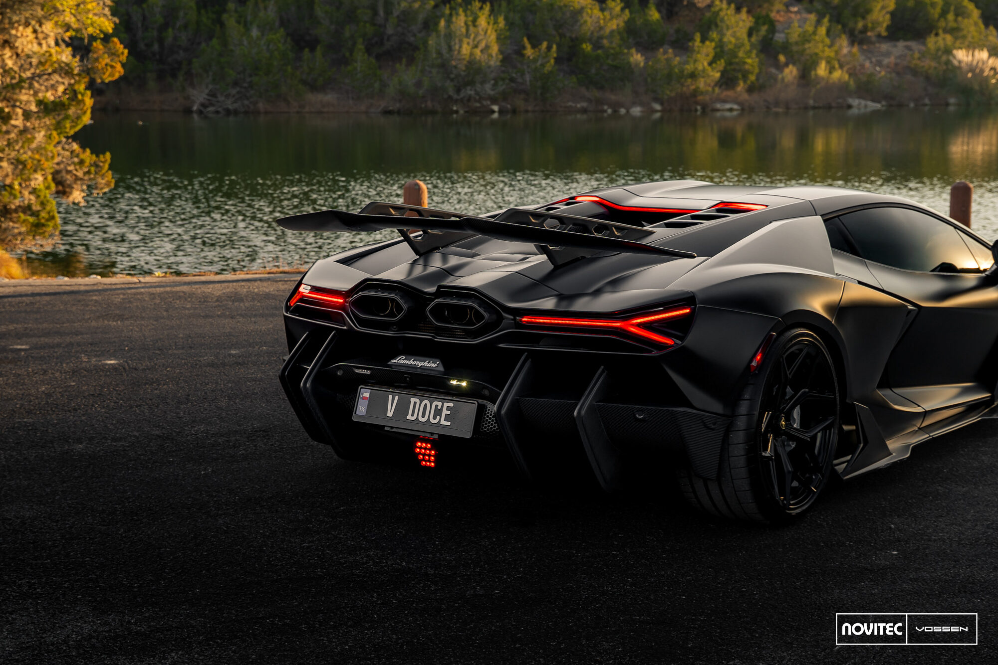 람보르기니 레부엘토