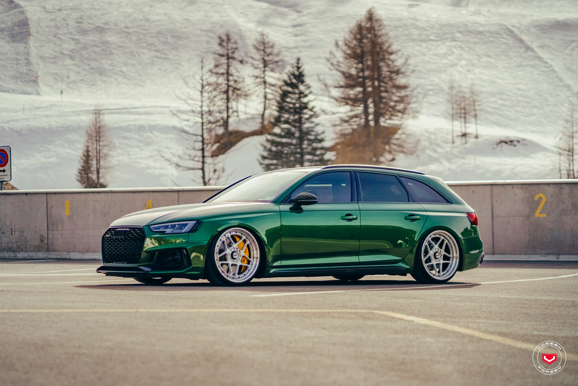 아우디 RS4