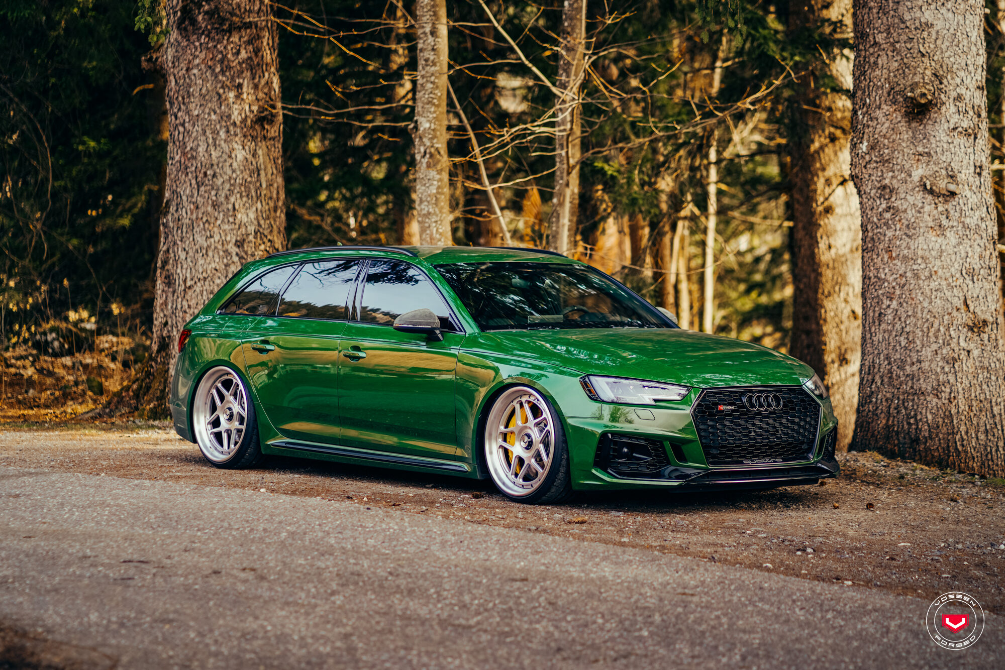 아우디 RS4