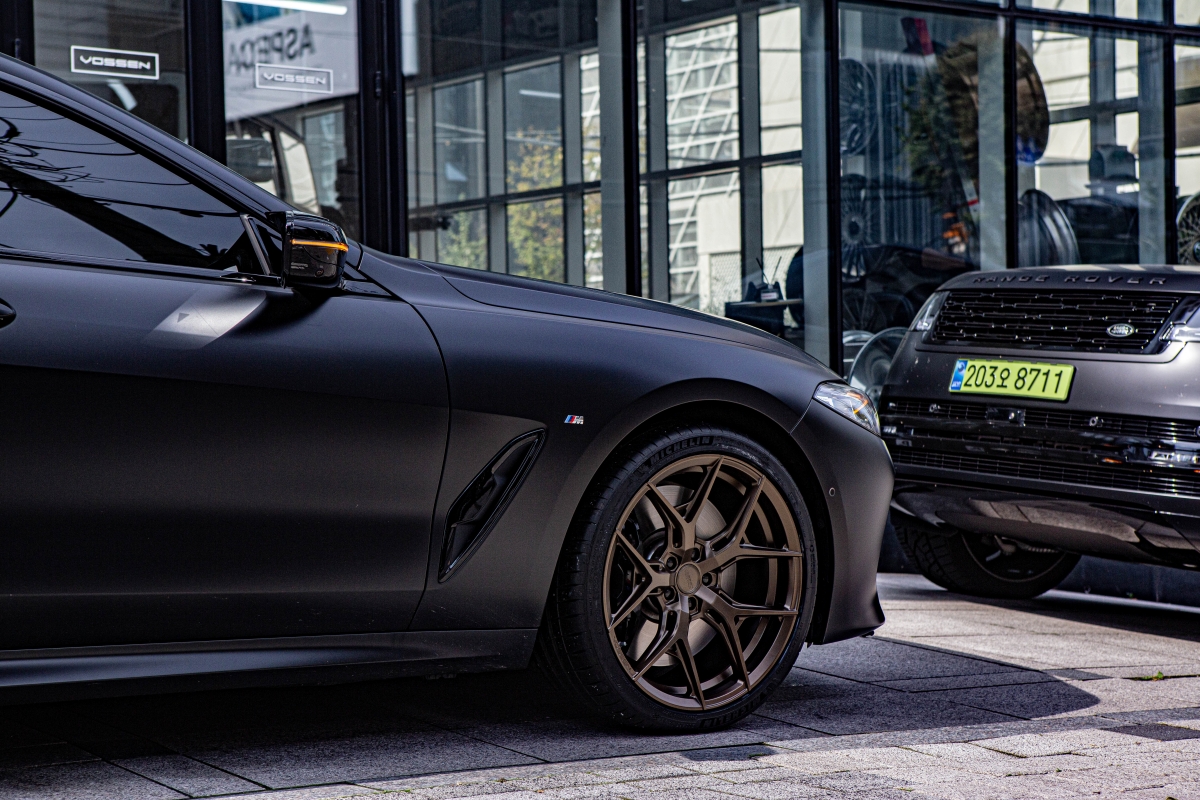 BMW M850i