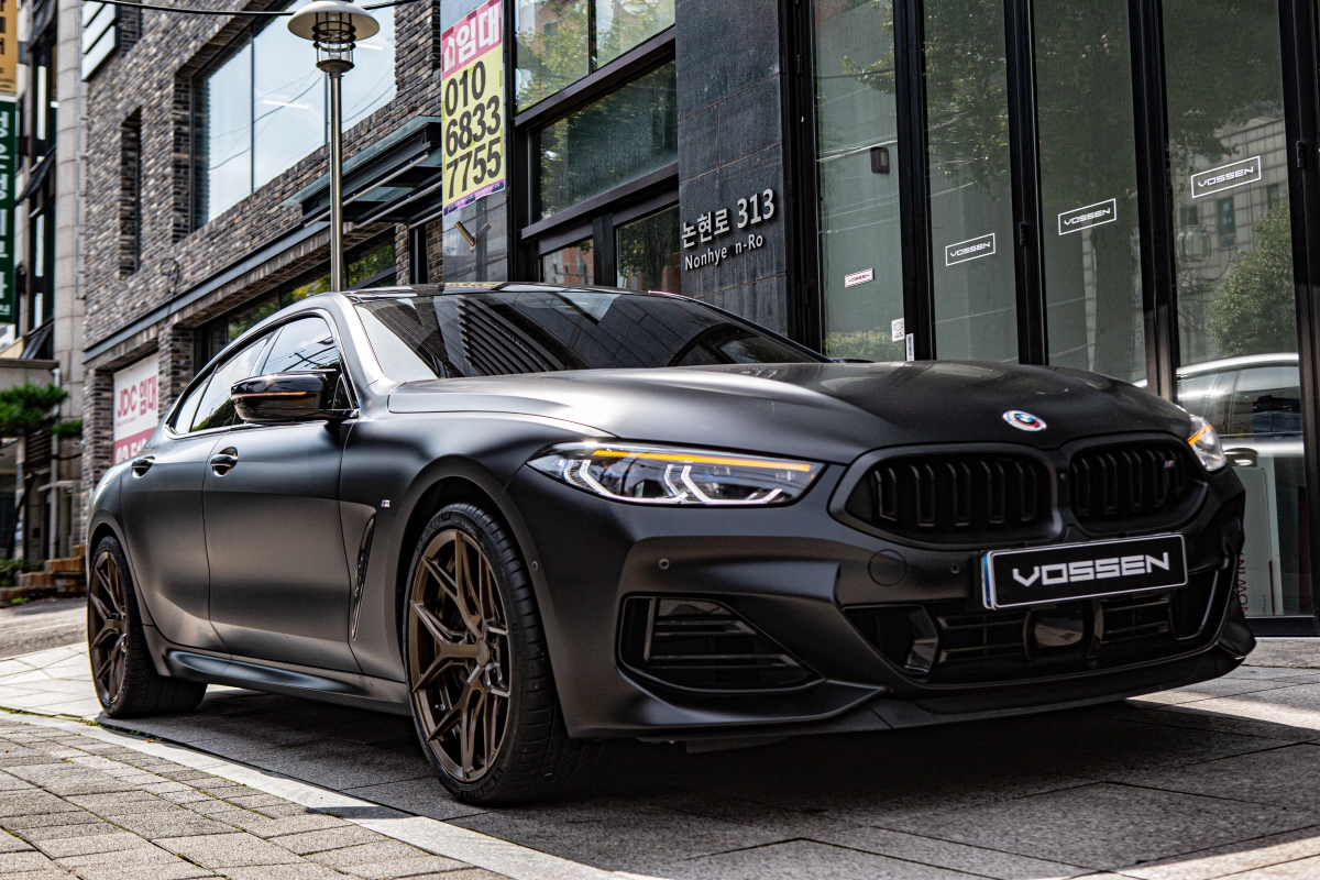 BMW M850i