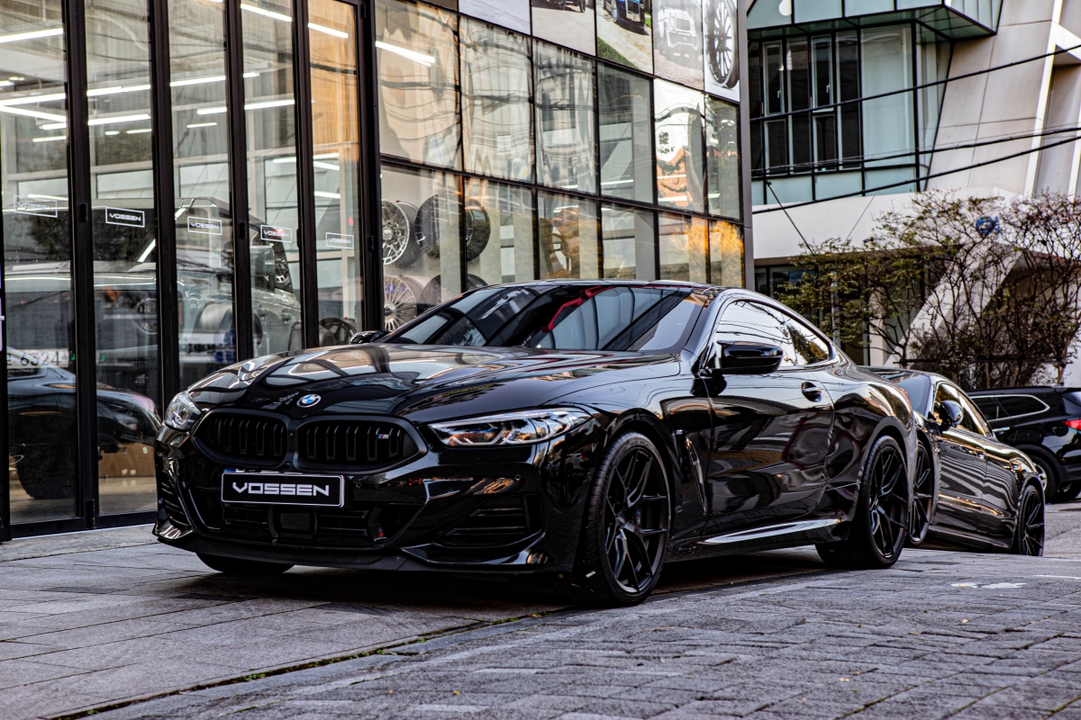 BMW M850i