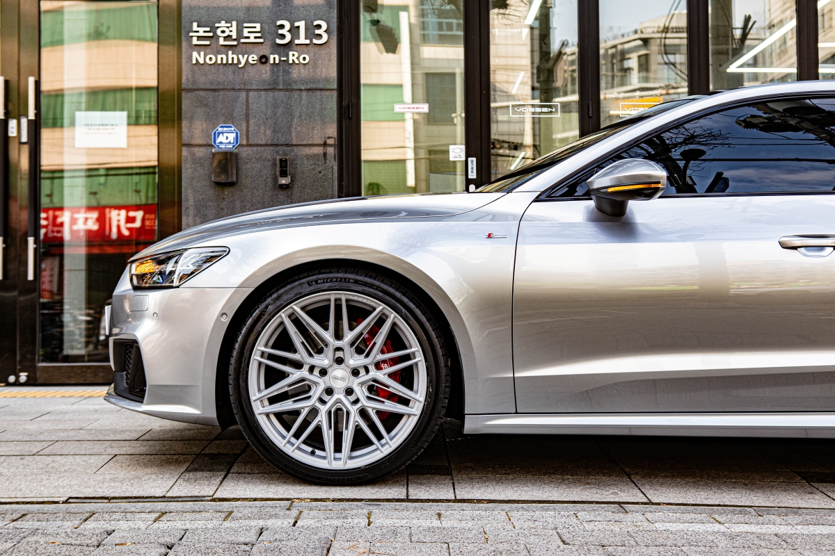 아우디 A7