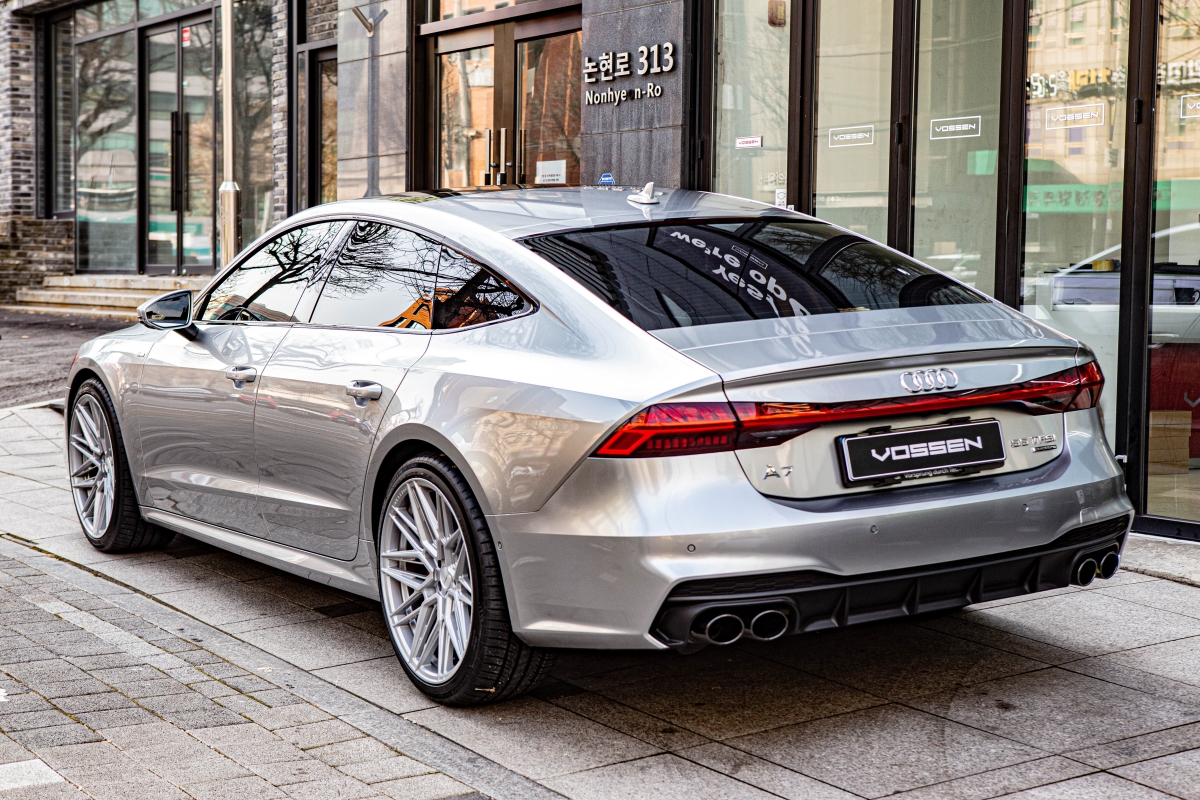 아우디 A7