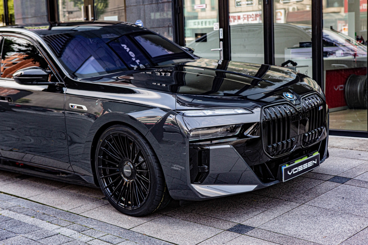 BMW I7 M60