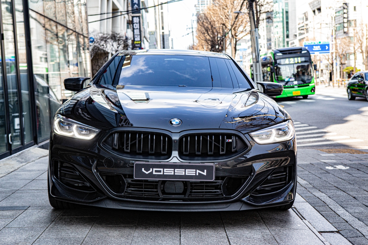BMW M850i