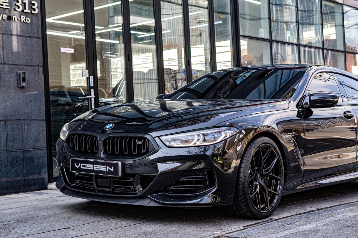 BMW M850i